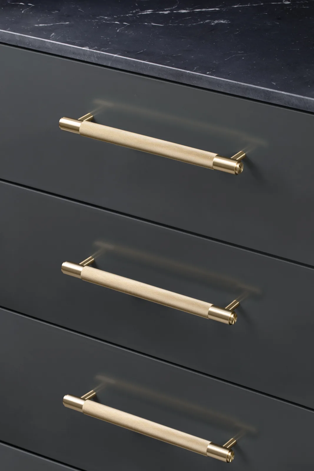 Pull bar, plate, Cross, Medium, Brass