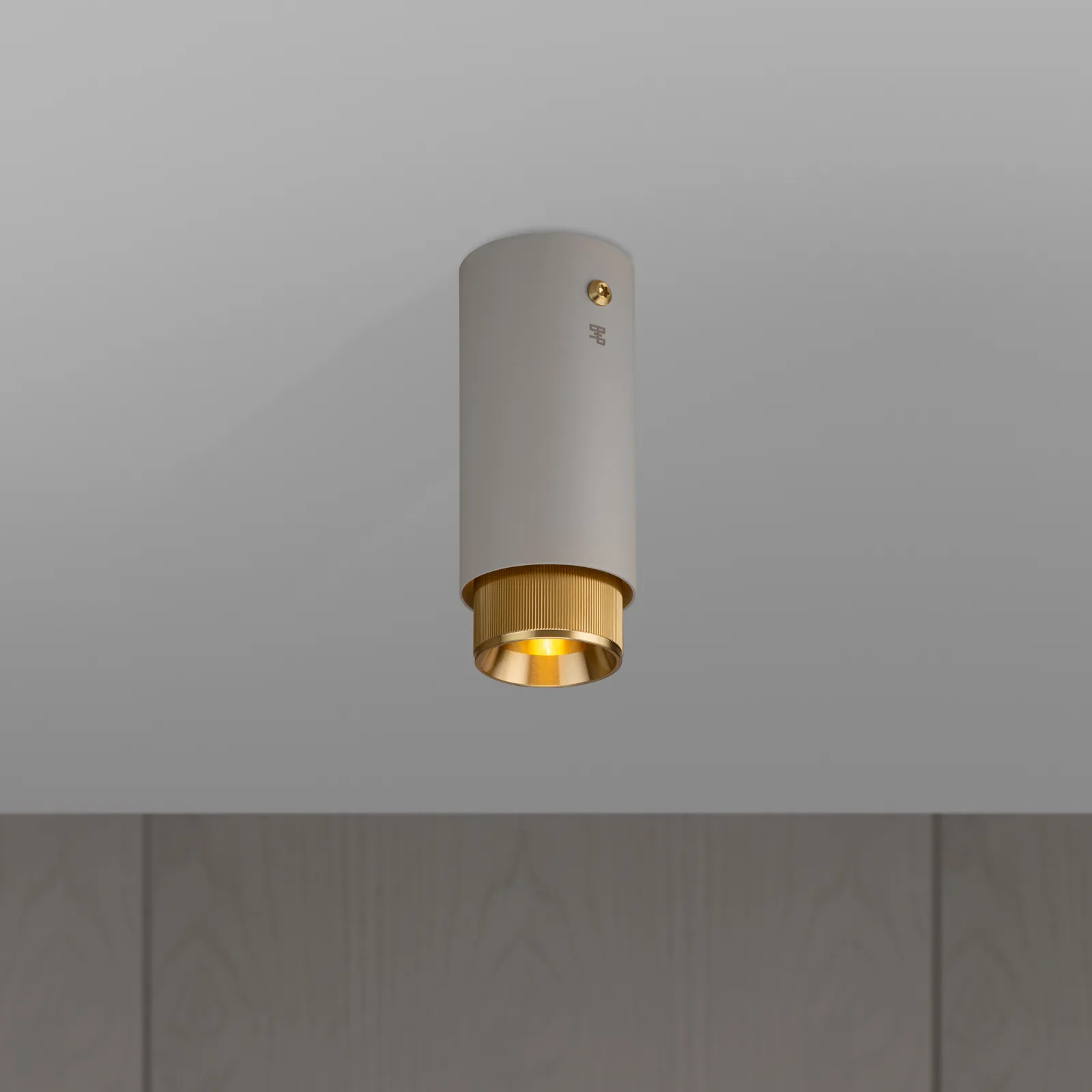 Exhaust surface, Linear, Stone / Brass